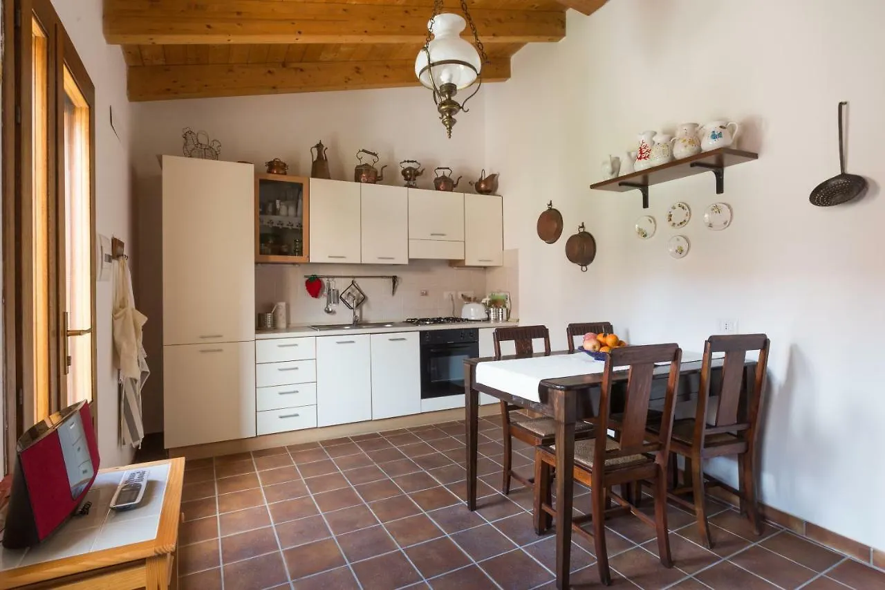 Casa Di Giulietta Villa Cabras 0*,  Italy