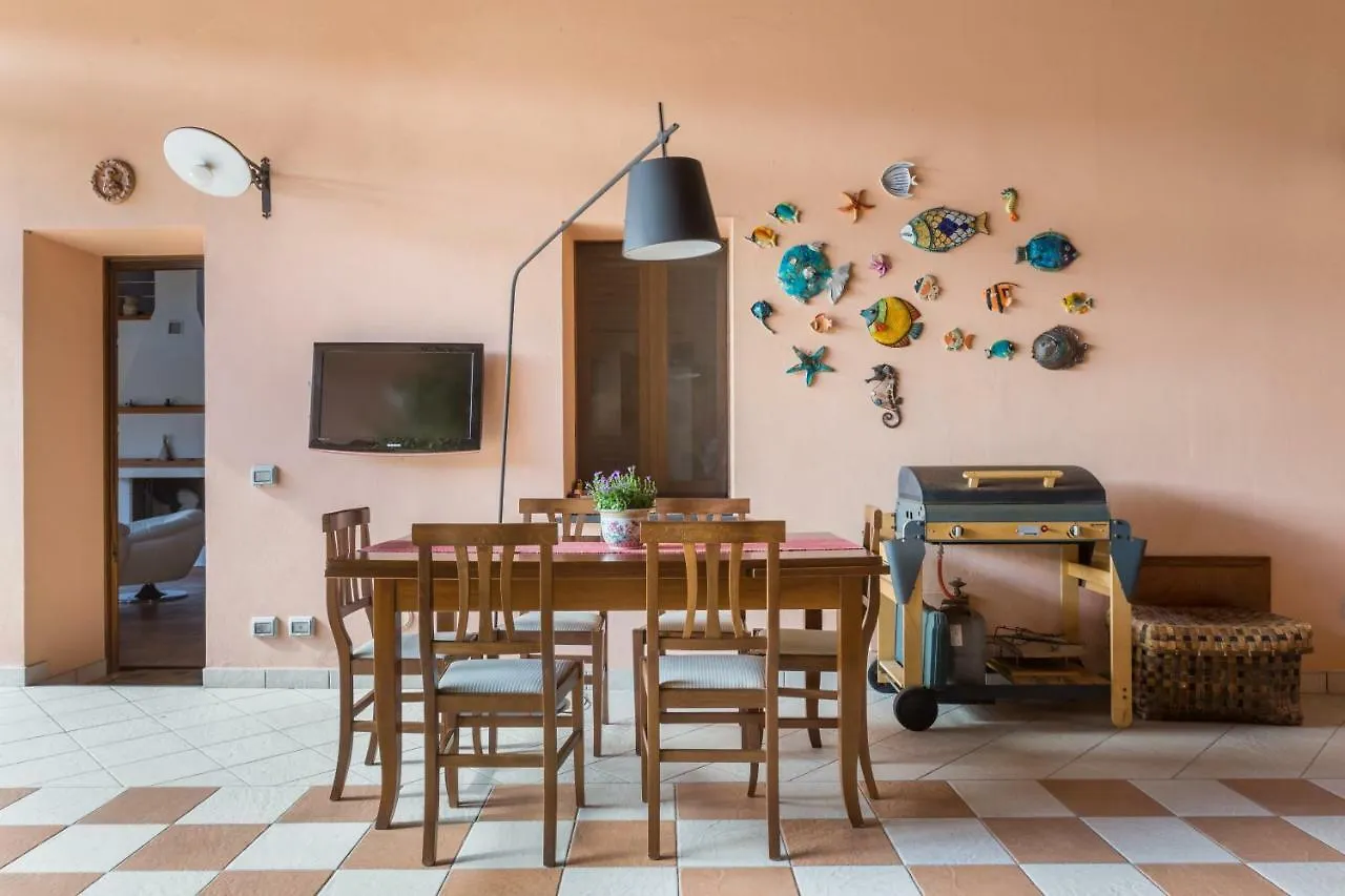 Casa Di Giulietta Villa Cabras 0*,